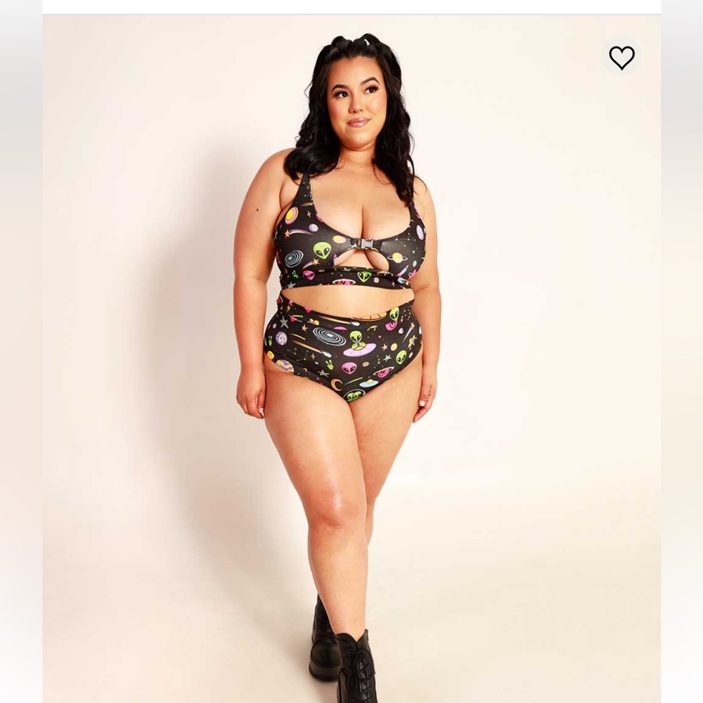 iheartraves two piece top & bottom set